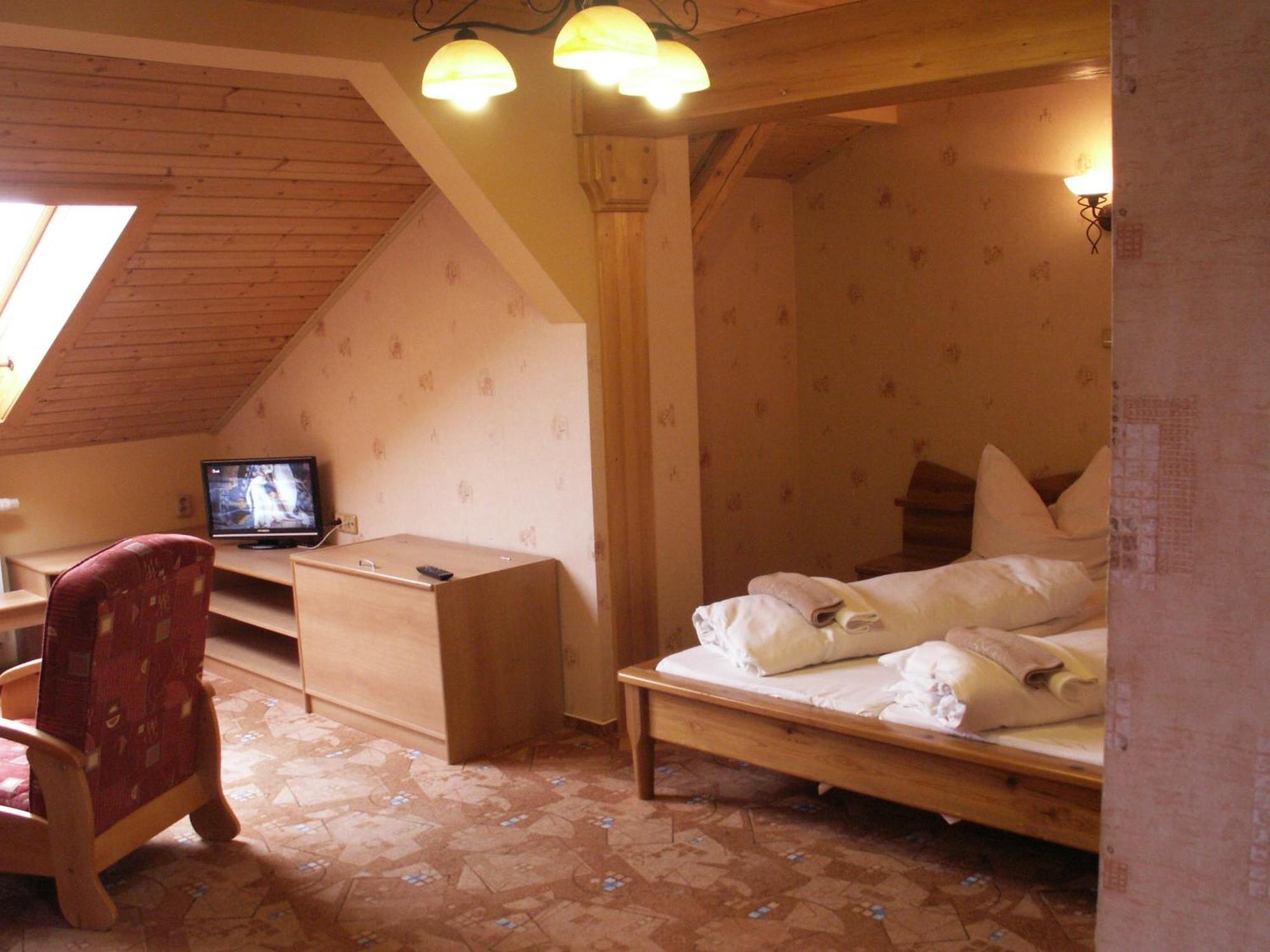 Hotel Lesni Dum Janské Lázně Chambre photo