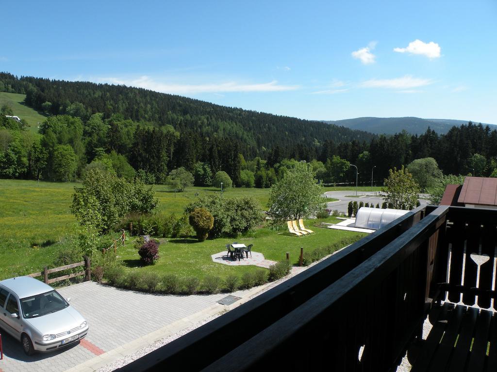Hotel Lesni Dum Janské Lázně Chambre photo