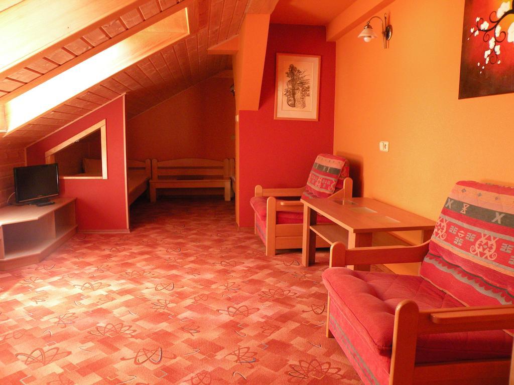 Hotel Lesni Dum Janské Lázně Chambre photo