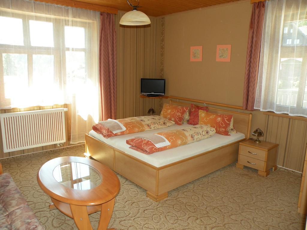 Hotel Lesni Dum Janské Lázně Chambre photo
